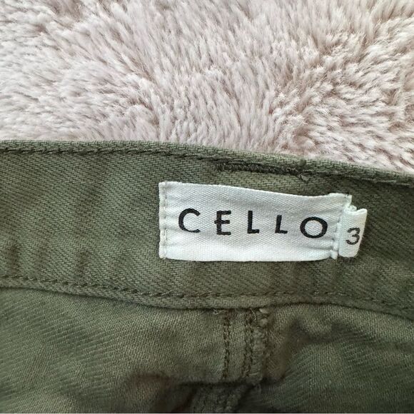 Cello Army Green High Rise Wide Leg Carpenter Jeans never worn! Size 3 Junior - Picture 8 of 12